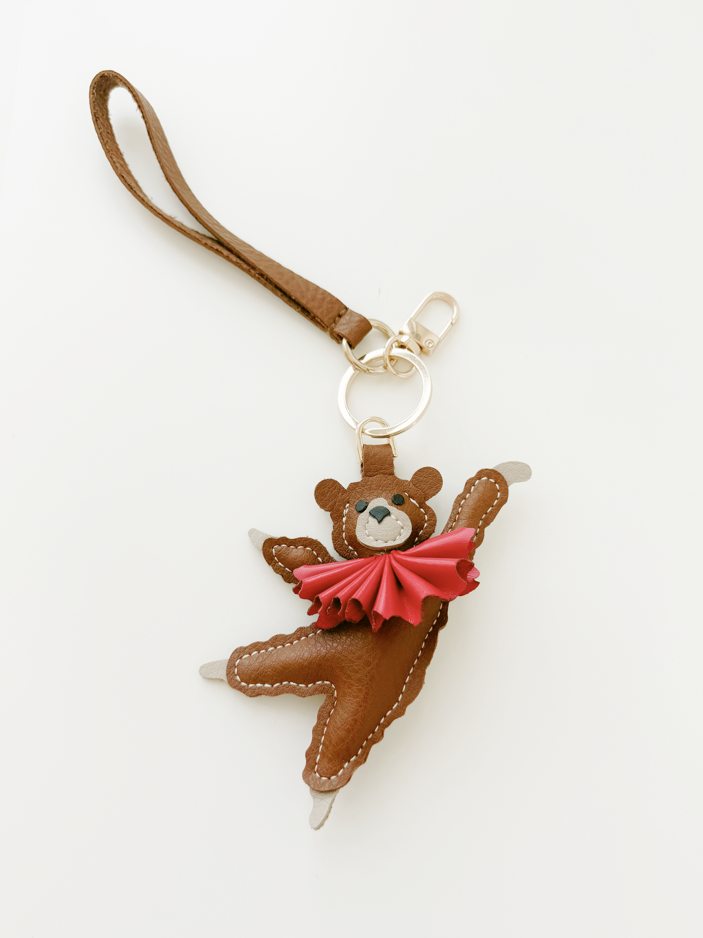 Brelok tańczący niedźwiedź